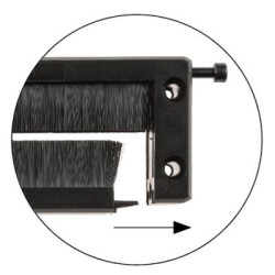 DES ZZ L2 - Cable entry with brushes