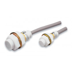 Senzor de inducție E2FQ-X5E1 - rezistent la substanță