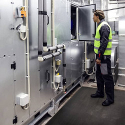 Electro-insulating mats
