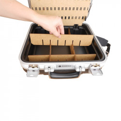 Valise de service pour les appareils électroniques "pratiques"