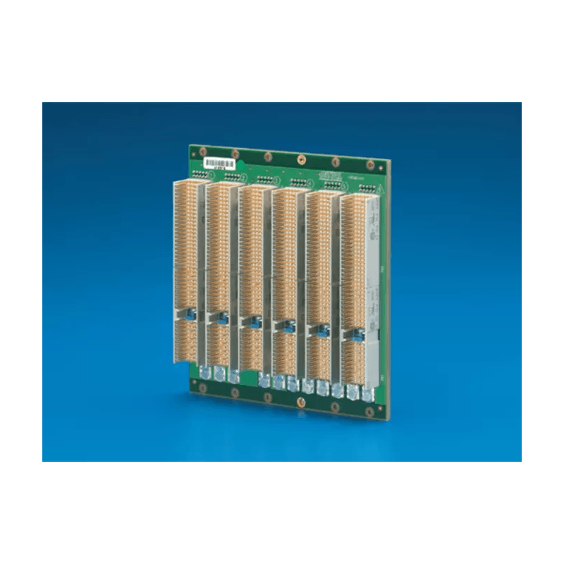 3689309 Plan arrière 3U, 64 bits, 4 emplacements 3689309 Plan arrière 3U, 64 bits, 4 emplacements