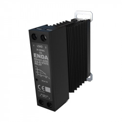 Relés de doble semiconductor integrado con un radiador en un riel DIN