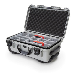 Geamantan mare Nanuk - NANUK 935 - Gol - 935S-000SV-0A0 Geamantan mare Nanuk - NANUK 935 - Gol - 935S-000SV-0A0