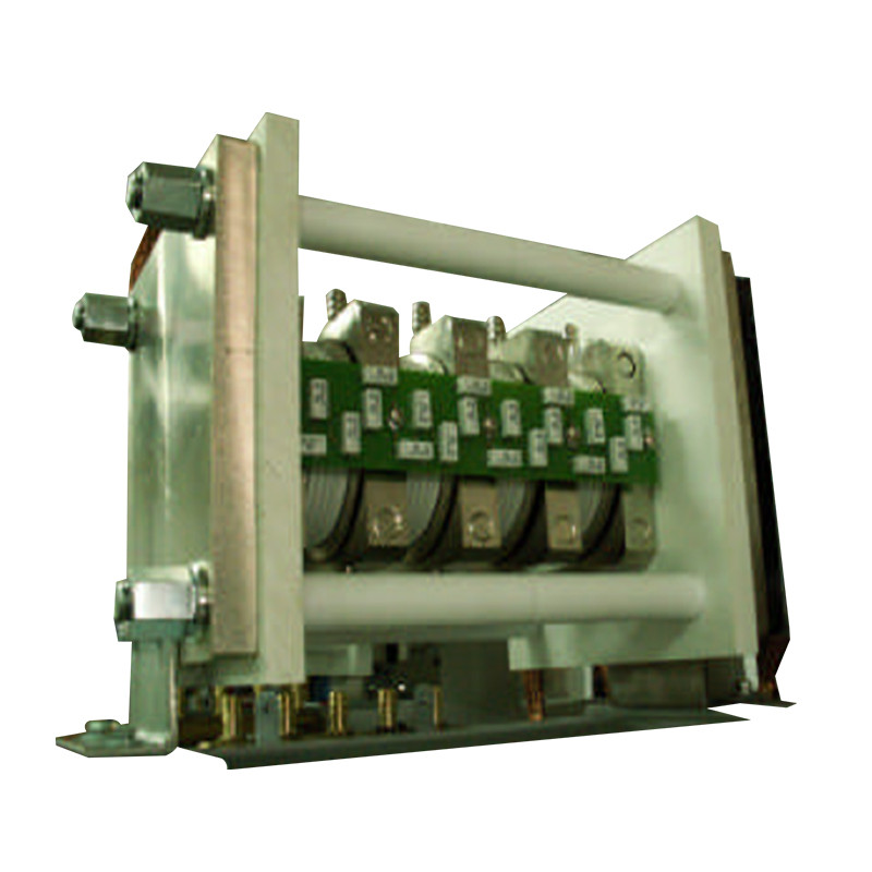 120kA / 10kVDC high-current thyristor switch