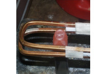 Endurecimiento de las puntas de acero de los punzones manuales