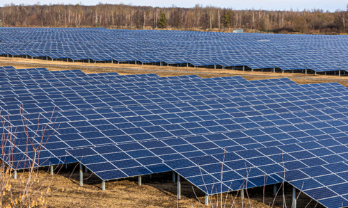 Photovoltaics and Energy Storage: Technologies and Practical Applications